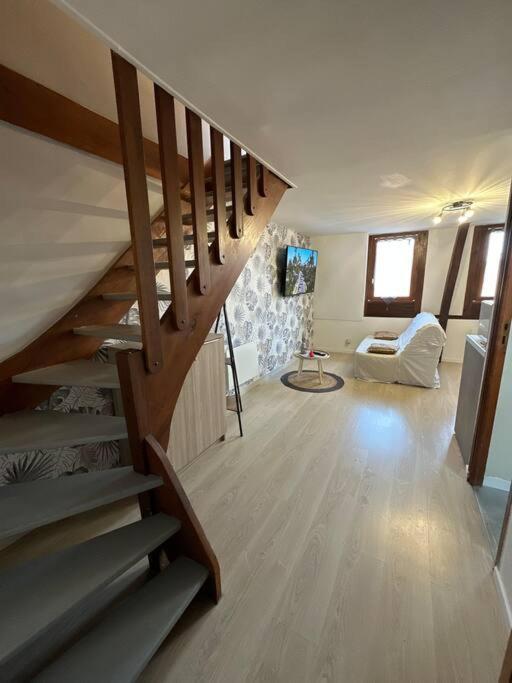 Magnifique Duplex Tout Confort Beauvais Esterno foto