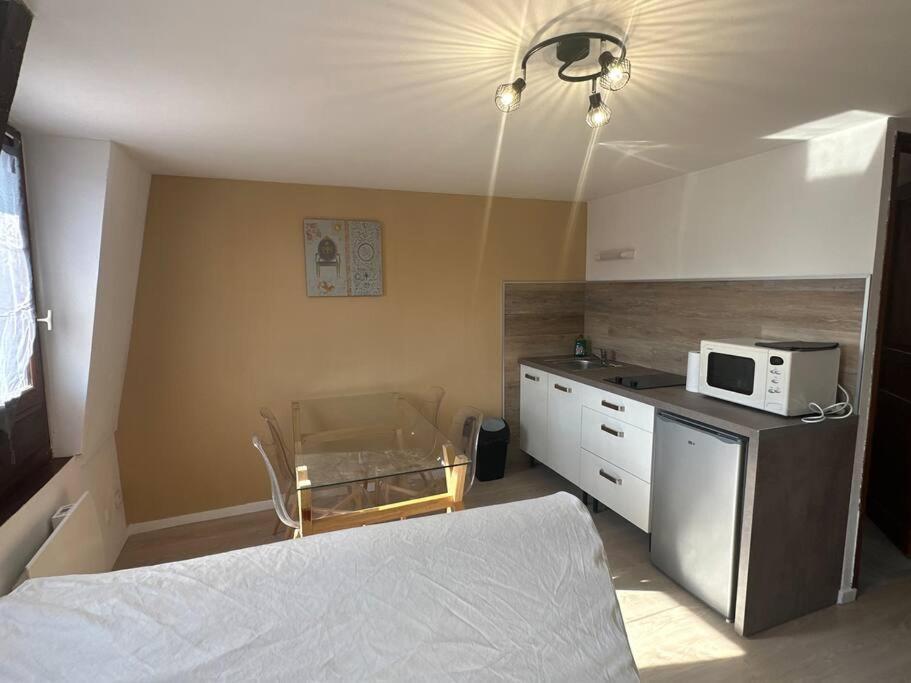 Magnifique Duplex Tout Confort Beauvais Esterno foto